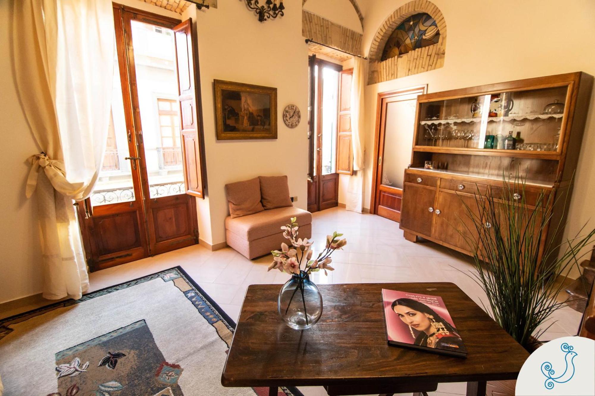 Manno 81 - Charming Historic Apartment Cagliari Exterior foto